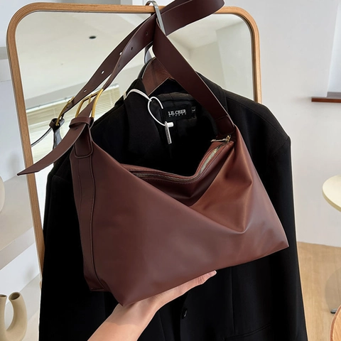Borsa Hobo Grande Da Donna Morbida Pelle PU Borsa A Spalla Con Tracolla Larga Regolabile Fibbia Dorata Minimalista