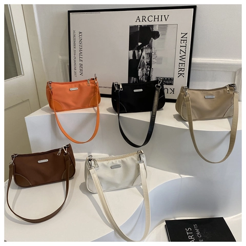 Women Simple Nylon Underarm Bag Minimalist Shoulder Handbag With Metal Plate Zipper Closure Versatile Small Square Bag