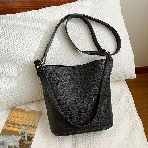 Sac Seau Femme Cuir PU Granulé Grande Capacité Simple Polyvalent Sac À Épaule Bandoulière Vintage Mode