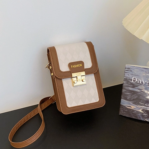 Women Mini Phone Crossbody Bag Quilted PU Leather Contrast Color Small Square Shoulder Handbag Metal Buckle Chic Fashion