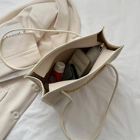 Borsa A Spalla Da Donna Con Trama Intrecciata E Finiture In Pelle PU Borsa Tote A Contrasto Con Catena In Metallo Dorato