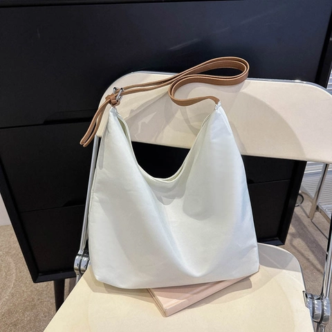 Grande Borsa Hobo In IT Nylon Stile Minimalista Casual Borsa A Spalla Da Donna Con Tracolla In Pelle Regolabile