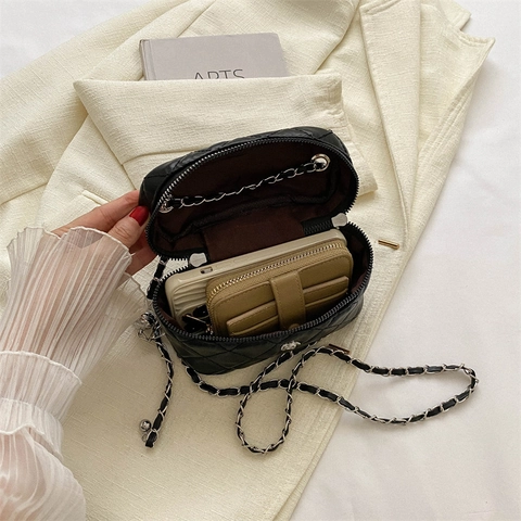 Borsa A Tracolla Mini Vanity Da Donna Pelle PU Trapuntata Motivo A Diamanti Tracolla A Catena Accento Floreale Elegante