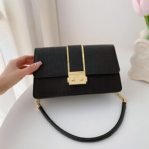 Crocodile Pattern PU Leather Shoulder Bag For Women With Gold Metal Lock Square Flap Crossbody Bag Elegant Chic