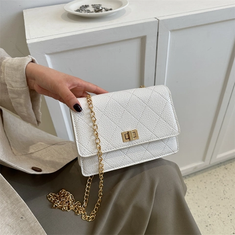 Women Shoulder Bag PU Leather Diamond Quilted Lychee Texture Crossbody Small Square Bag Gold Chain Metal Lock Trendy Casual