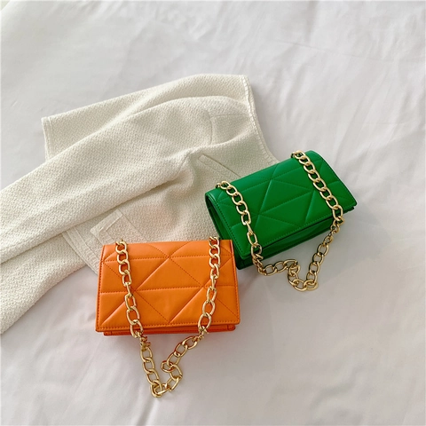 Damen Umhängetasche Rautensteppung PU Leder Geometrisch Goldene Kette Kleine Quadratische Tasche Klappe Trendy