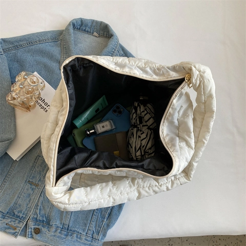 Quilted Nylon Puffer Shoulder Bag Large Capacity Cloud Hobo Tote For Women Casual Solid Fashion Crossbody