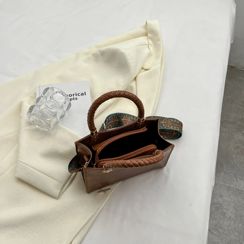Vintage PU Leather Crossbody Bag For Women With Woven Handle And Detachable Ethnic Pattern Wide Strap Small Square Bag