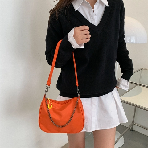 Borsa A Tracolla In Nylon Da Donna Borsa Hobo Minimalista Sotto L'Ascella Con Catena In Metallo E Tracolla Regolabile Versatile
