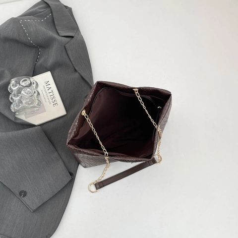 Mode Gewebte PU Leder Tote Bag Große Kapazität Frauen Schultertasche Mit Goldkette Und Hirschanhänger Elegant Täglich