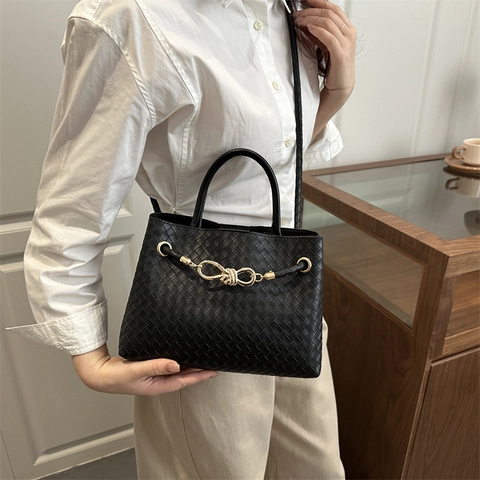 Damen Gewebte PU Leder Handtasche Gold Metall Knoten Große Kapazität Schulter Umhängetasche Für Tägliche Mode Urbaner Stil