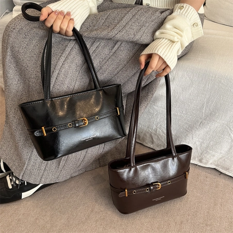 Retro PU Leather Underarm Shoulder Bag For Women Fashion Simple Solid Color Tote Handbag With Belt Buckle Decor