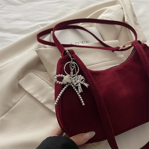 Halve Maan Hobo Tas Voor Dames Suède Textuur Oksel Schoudertas Met Strik Hart Hanger Retro Minimalistische Stijl