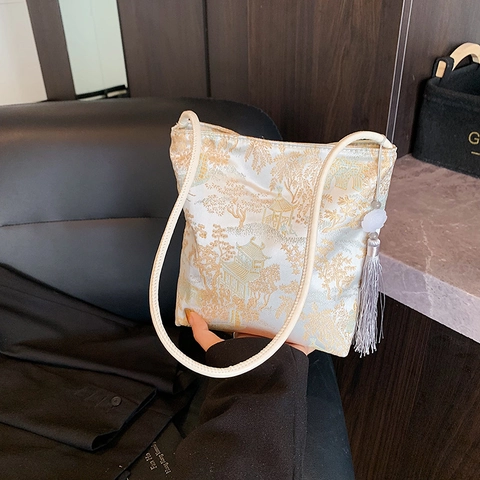 Neuer Chinesischer Stil Jacquard Umhängetasche Für Damen Vintage Landschaft Schmetterling Stickerei Tragetasche Mit Quaste Elegante Handtasche