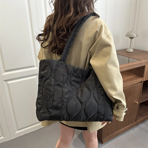 Women Minimalist Quilted Nylon Puffy Tote Bag Large Capacity Wavy Pattern Shoulder Handbag For Casual Daily Office Travel