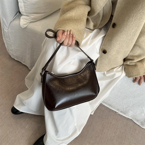 Borsa Sottobraccio In Pelle PU Lucida Vintage Borsa A Tracolla Mezzaluna Minimalista Per Donna Moda Tendenza Versatile