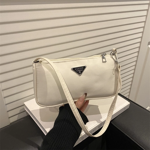 Nylon Underarm Shoulder Bag Women Retro Baguette Handbag Minimalist Urban Fashion Lightweight Zipper Closure Metal Logo