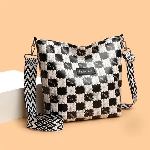 Borsa A Secchiello Con Motivo A Scacchi Pelle PU Donna Borsa A Spalla Tracolla Larga Intrecciata Versatile