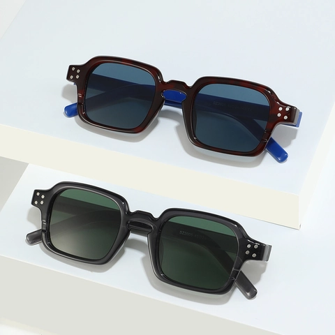 Square Frame Sunglasses Retro PC Thick Frame UV400 Protection Vintage Rivet Decor Eyewear For Men And Women
