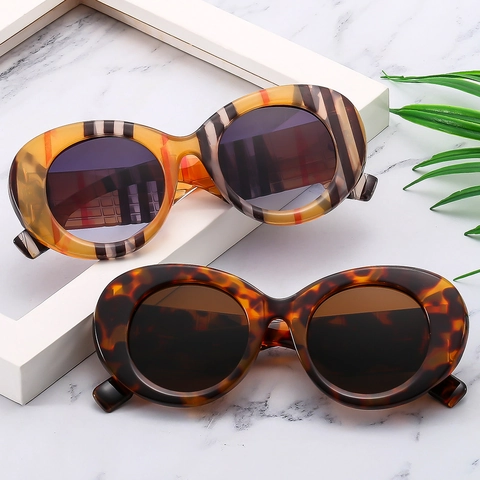 Vintage Oversized Oval Sunglasses Women UV400 Protection Retro Plaid Pattern PC Frame AC Lens Fashion Eyewear