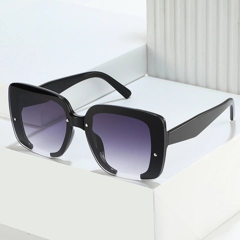 Oversized Square Sunglasses UV400 Protection Gradient Lens Glitter Sparkle Frame Retro Fashion Eyewear For Women Men