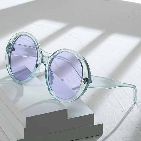 Runde Sonnenbrille UV400 Schutz PC Rahmen Metallnieten Vintage Übergroße Mode Brillen Für Frauen Reisen