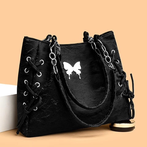 Damen PU Leder Große Kapazität Tragetasche Gefaltete Textur Metall Schmetterling Dekor Schleife Kordelzug Kette Schultertasche