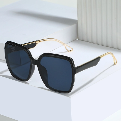 Lunettes De Soleil Carrées Surdimensionnées Protection UV400 Verres Dégradés Monture À La Mode En Métal Et Plastique Voyage Unisexe