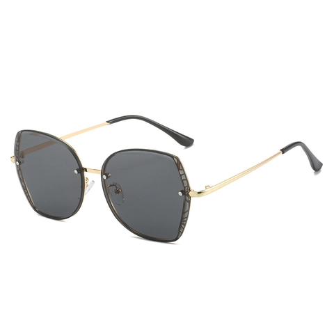 Oversized Square Sunglasses Metal Frame UV400 Protection Gradient Lens Retro Geometric Hollow Design For Women