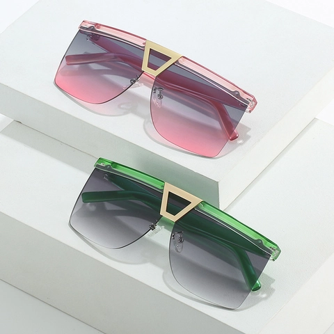 Oversized Square Sunglasses UV400 Protection PC Frame Metal Triangle Bridge Retro Flat Top Trendy For Women Men