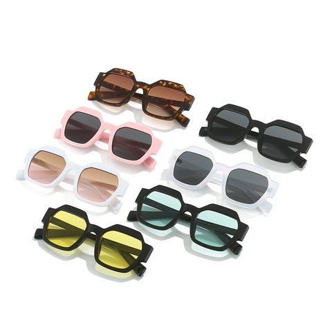 Lunettes De Soleil Géométriques Monture PC Protection UV400 Style Rétro Hip Hop Accessoires De Voyage Femmes Hommes