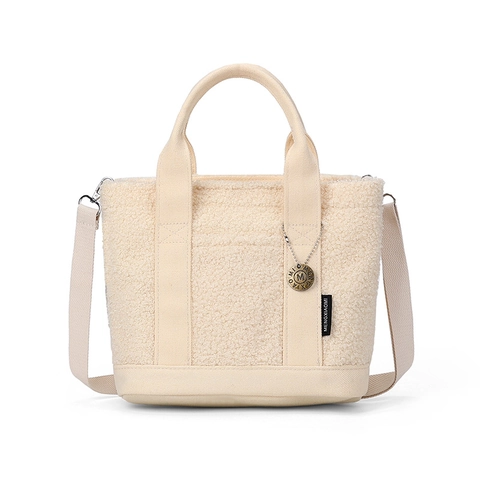 Borsa Tote In Peluche Teddy Da Donna Grande Capacità Borsa A Mano Sherpa Con Pendente In Metallo Borsa A Tracolla Invernale