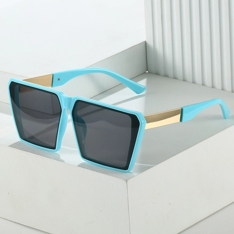 Oversized Square Sunglasses For Women UV400 Protection PC Frame Metal Legs Retro Fashion Vintage Eyewear