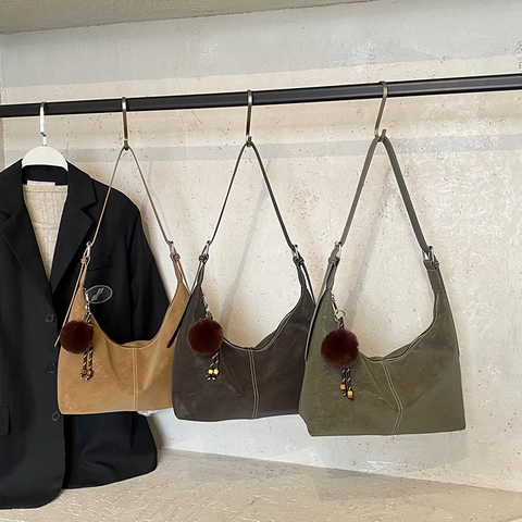Retro PU Leather Hobo Bag Large Capacity Underarm Shoulder Bag With Pom Pom Charm White Contrast Stitching For Women