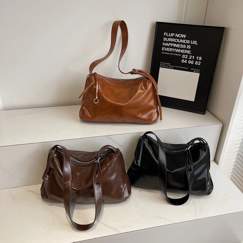 Borsa Hobo Grande Capacità Pelle PU Lucida Morbida Retro Borsa A Spalla Tracolla Per Donna Pendolare Minimalista Cerniera