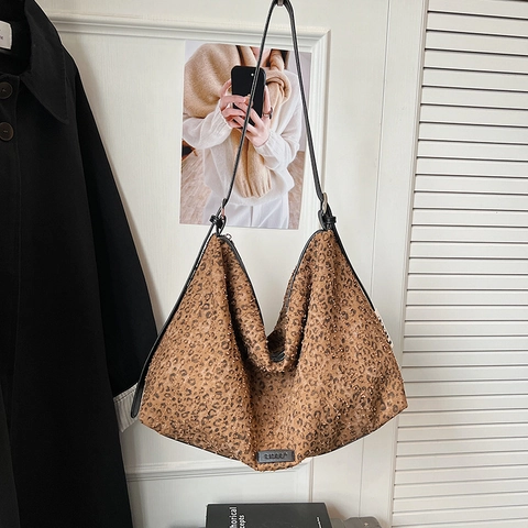 Fashion Leopard Print Shoulder Bag For Women Large Capacity Hobo Tote Bag PU Leather Sequins Versatile Urban Style