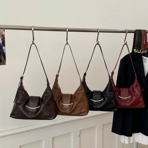Damen PU Leder Unterarm Hobo Tasche Halbmondform Mit Goldener Metallschnalle Retro Minimalistische Nische Schulter Umhängetasche