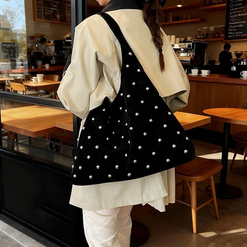 Large Capacity Hobo Shoulder Bag Suede Texture Rivet Studded Vintage Versatile Fashion Women