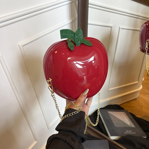 Apple Shaped Crossbody Bag Shiny Patent Leather Creative Fruit Design With Gold Chain Strap For Women Fashion
