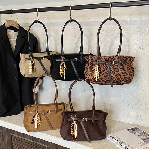 Borsa A Spalla Da Donna Con Stampa Leopardata In Pelle PU Scamosciata Borsa A Mano Retrò Opaca Con Ciondolo In Legno