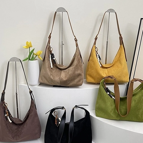 Grand Sac Hobo En Daim Vintage Sac À Bandoulière Sous L'Aisselle Avec Charme De Perles Bandoulière Réglable Pour Femmes