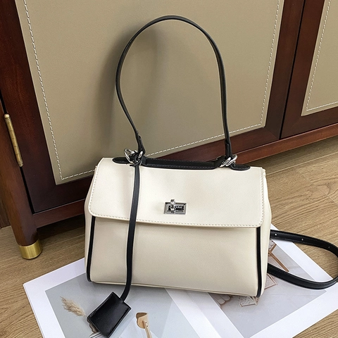 Borsa A Spalla Minimalista In Pelle PU Da Donna Borsa A Mano Quadrata Vintage Tracolla Con Chiusura Ruotante In Metallo