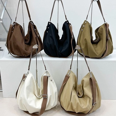 Große Canvas Hobo Tasche Retro Workwear Schulter Umhängetasche Tote Mit PU Lederriemen Und Silbernen Nieten Alltag
