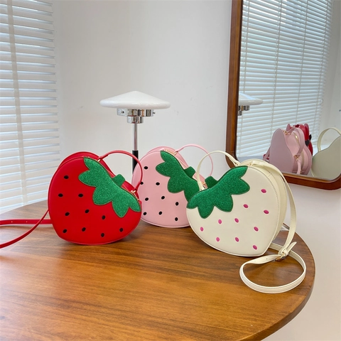 Sac En Forme De Fraise Cuir PU Nouveauté Fruit Bandoulière Poignée Style Doux Pour Femmes Quotidien