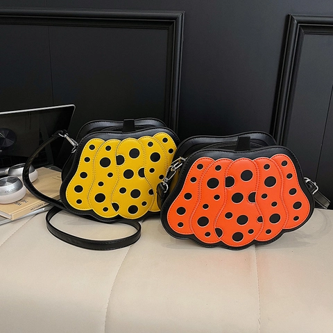 Pumpkin Shaped Crossbody Bag Polka Dot PU Leather Shoulder Handbag Halloween Party Novelty Modern Artistic For Women