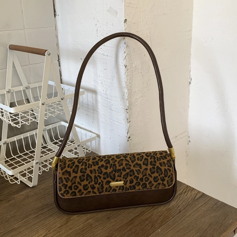 Underarm Bag PU Leather Suede Splicing Leopard Print Retro Style Baguette Shoulder Bag With Gold Hardware For Women