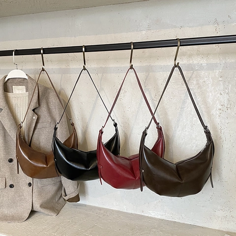 Hobo Tasche Für Damen Retro PU Leder Große Kapazität Halbmond Schultertasche Umhängetasche Mit Perlenanhänger Minimalistisch