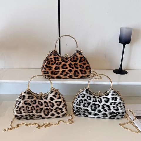 Borsa Da Sera In PU Lucido Leopardato Con Manico Circolare Dorato E Tracolla A Catena Rimovibile Per Cerimonie
