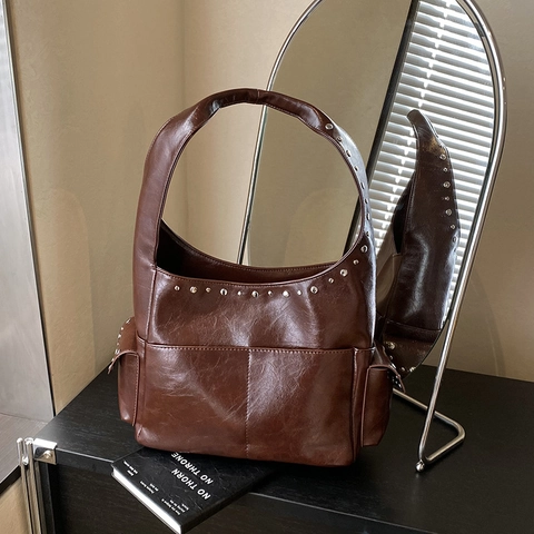 Women Hobo Shoulder Bag PU Leather Rivet Studded Large Capacity Underarm Handbag Vintage Casual Tote