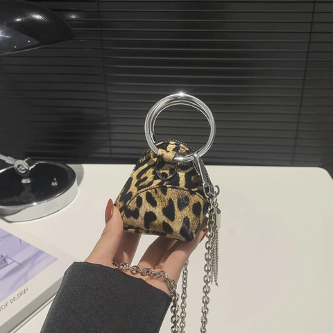 Bolso Bandolera Mini Triangular con Estampado de Leopardo y Asa de Anillo de Metal Bolso de Lápiz Labial Elegante Mujer
